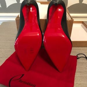 Christian Louboutin So Kate Black Leather Size 38